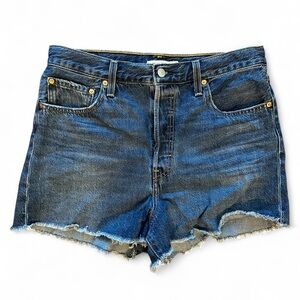 Levi’s Ribcage Shorts Button Fly 32